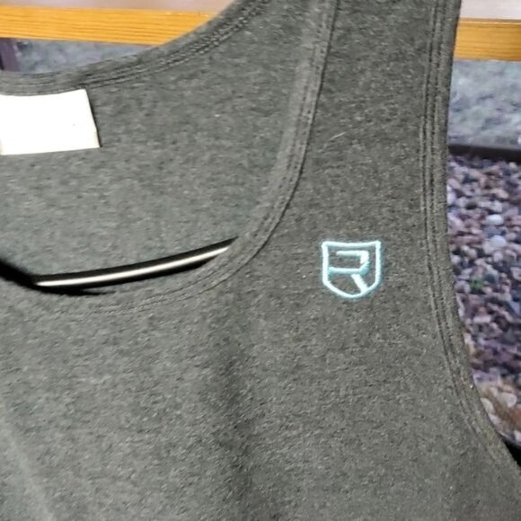 Rise Embroidered Logo Sz. M Grey Tank Top - Picture 2 of 8